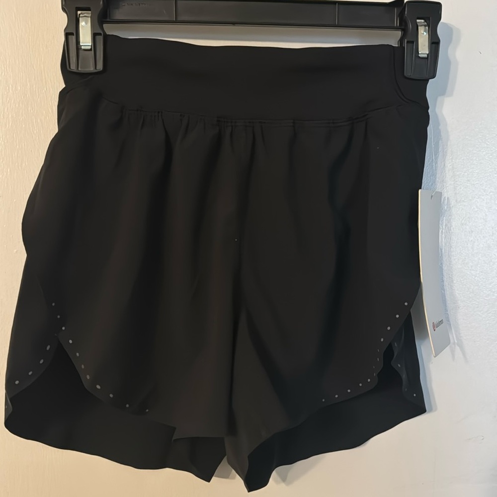 Lululemon Gast and Free HR Classic Short 3” Ref